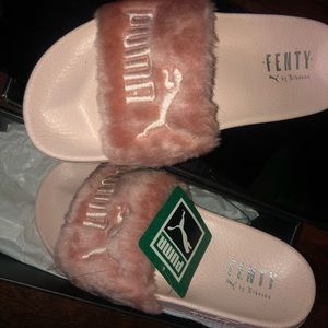 Rihanna Fenty X Puma Pool Slides